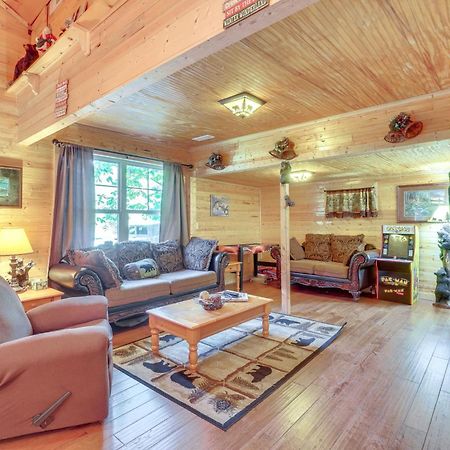 Just Fur Relaxin Sevierville Cabin With Hot Tub! Εξωτερικό φωτογραφία
