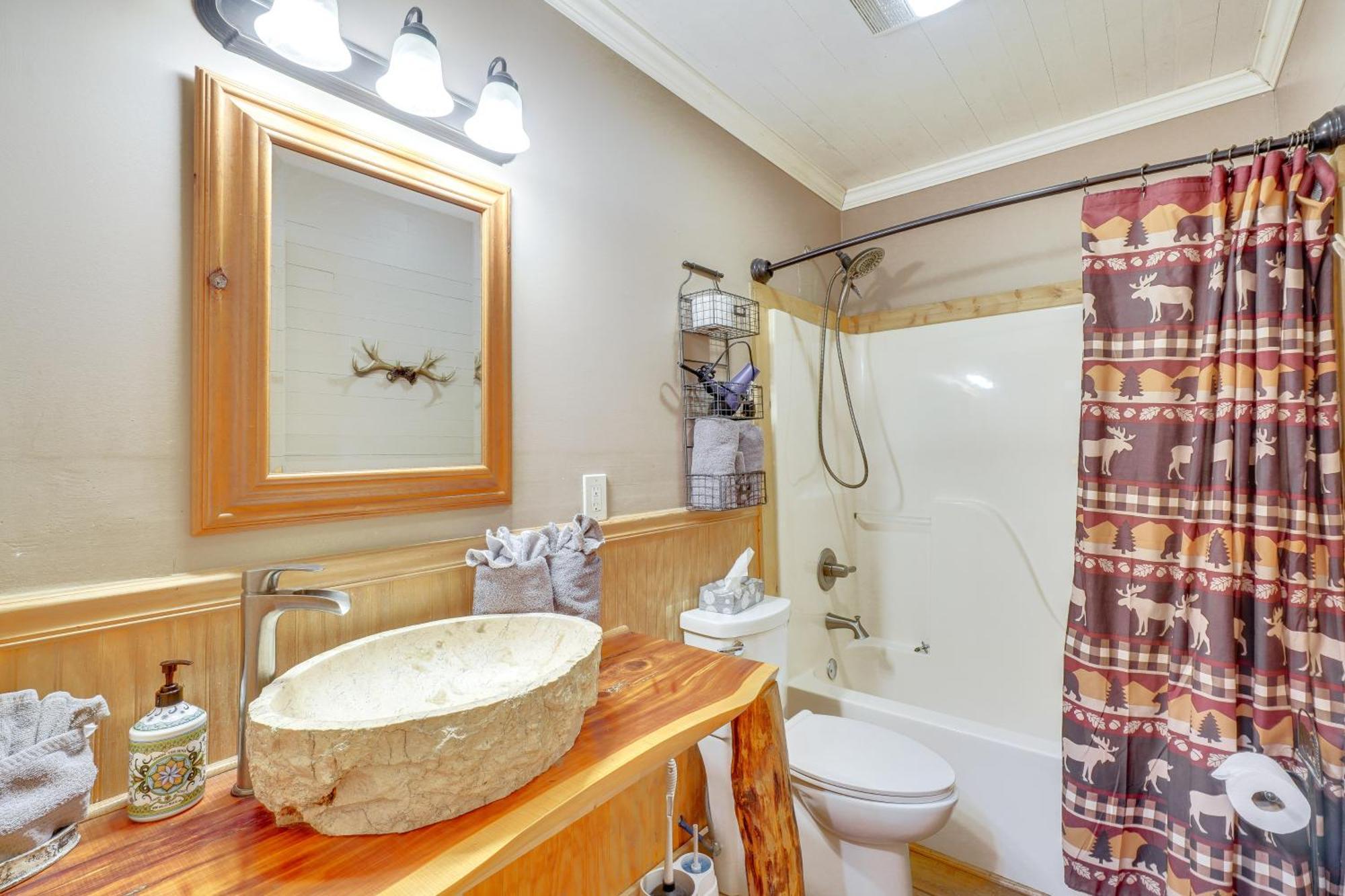 Just Fur Relaxin Sevierville Cabin With Hot Tub! Εξωτερικό φωτογραφία