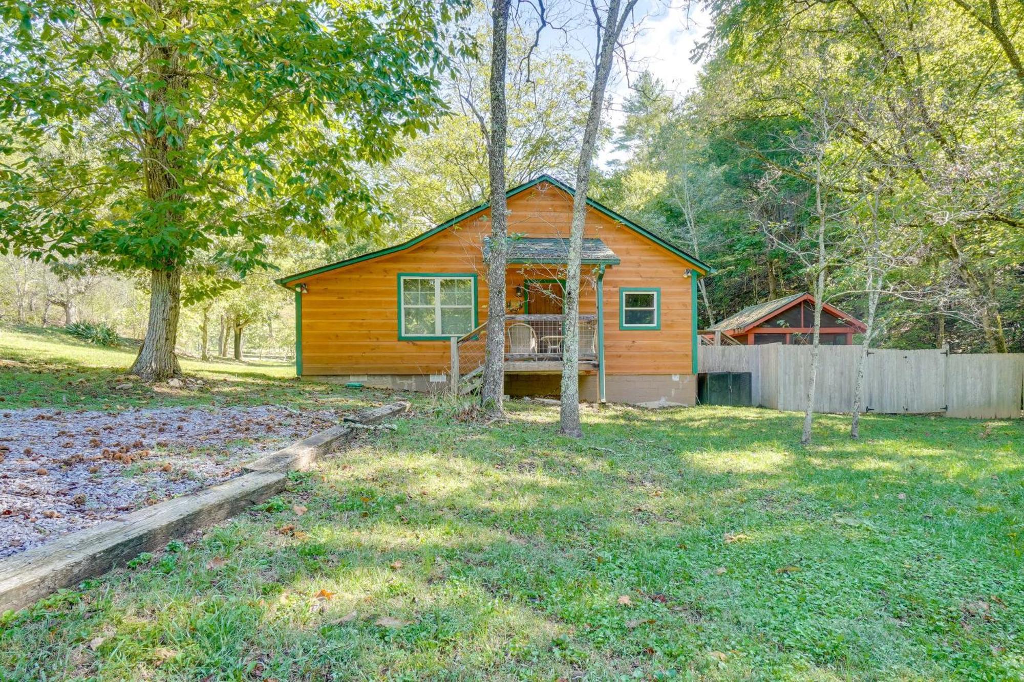 Just Fur Relaxin Sevierville Cabin With Hot Tub! Εξωτερικό φωτογραφία